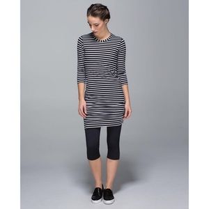 Lululemon Anytime Mini Dress Sz 4 b&w stripe